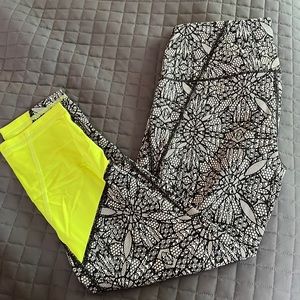 Victoria secret sport capri pants. Limited edition color.